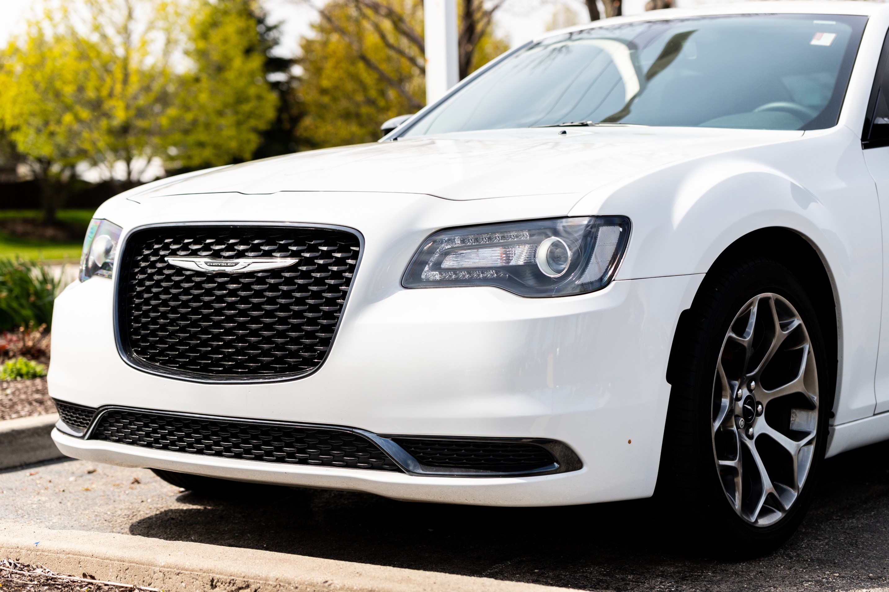 Chrysler used engines vehicle image